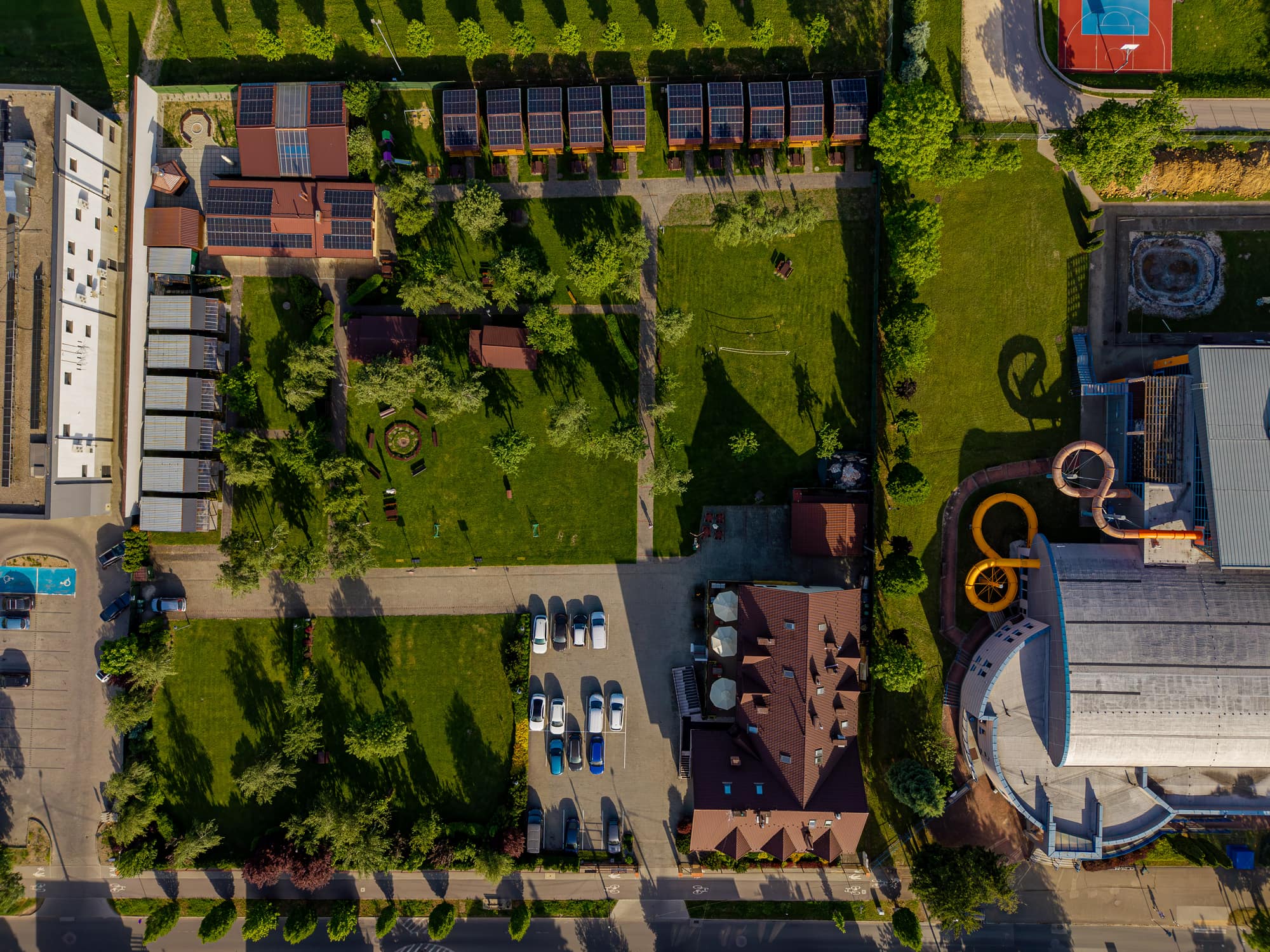 Kompleks KANTORIA hotel & camping